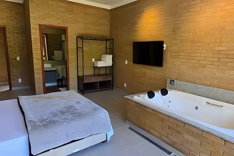 Toca da Onça Luxo e Requinte 3 Suítes Master + SPA