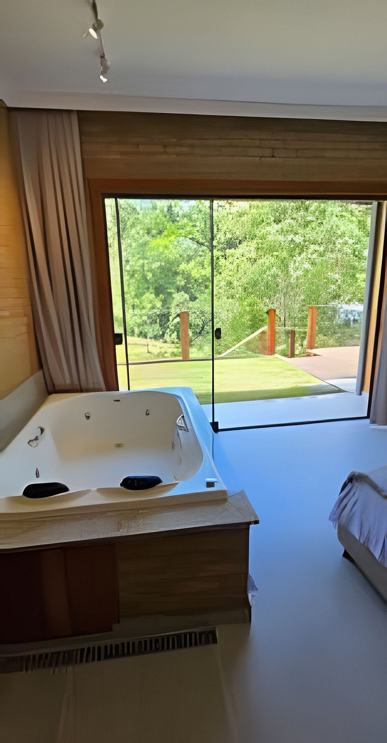 Toca da Onça Luxo e Requinte 3 Suítes Master + SPA