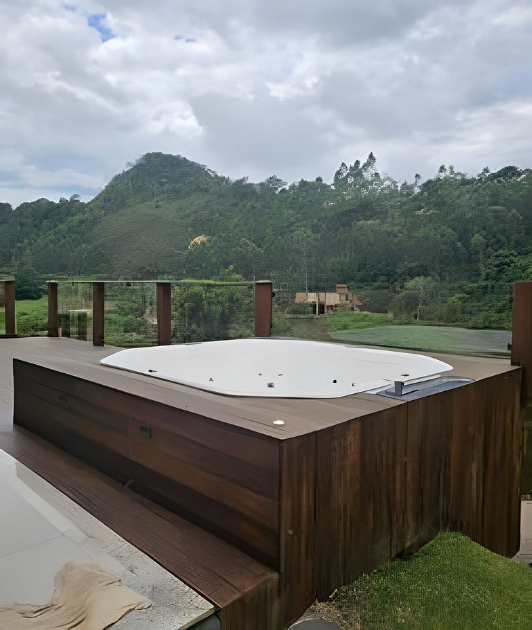 Toca da Onça Luxo e Requinte 3 Suítes Master + SPA