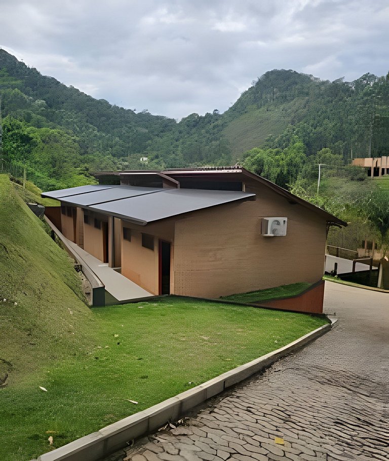 Toca da Onça Luxo e Requinte 3 Suítes Master + SPA