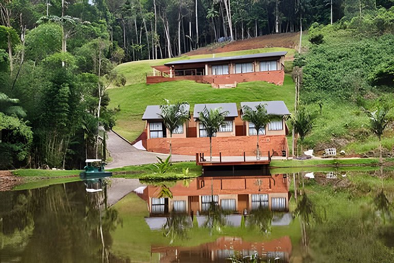 Santa Teresa - Chalé Sabiá com Hidro e Ar