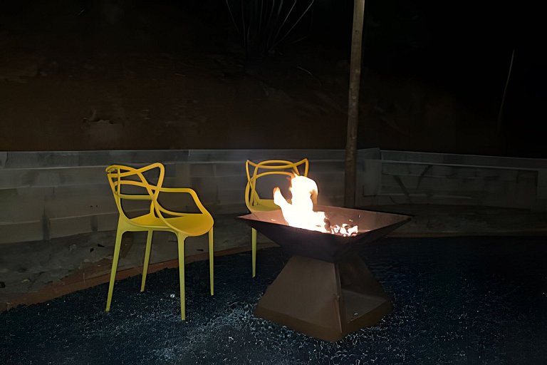 Cabana Romântica Maranta c Ofurô e Lareira externa