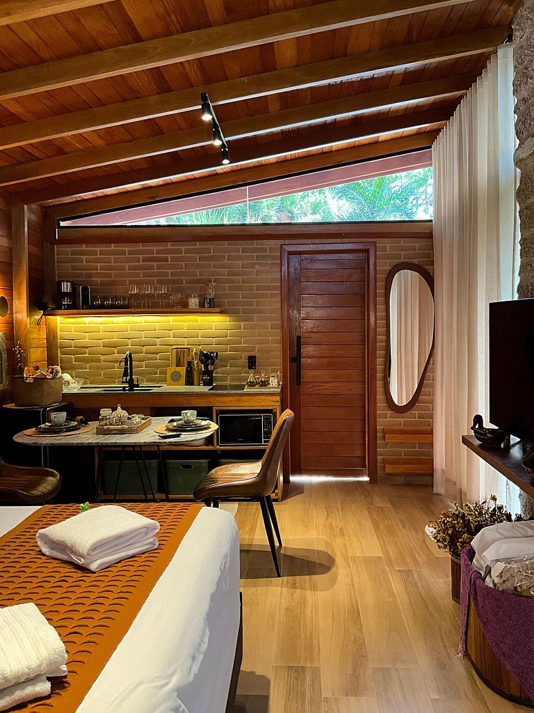 Cabana Romântica Maranta c Ofurô e Lareira externa