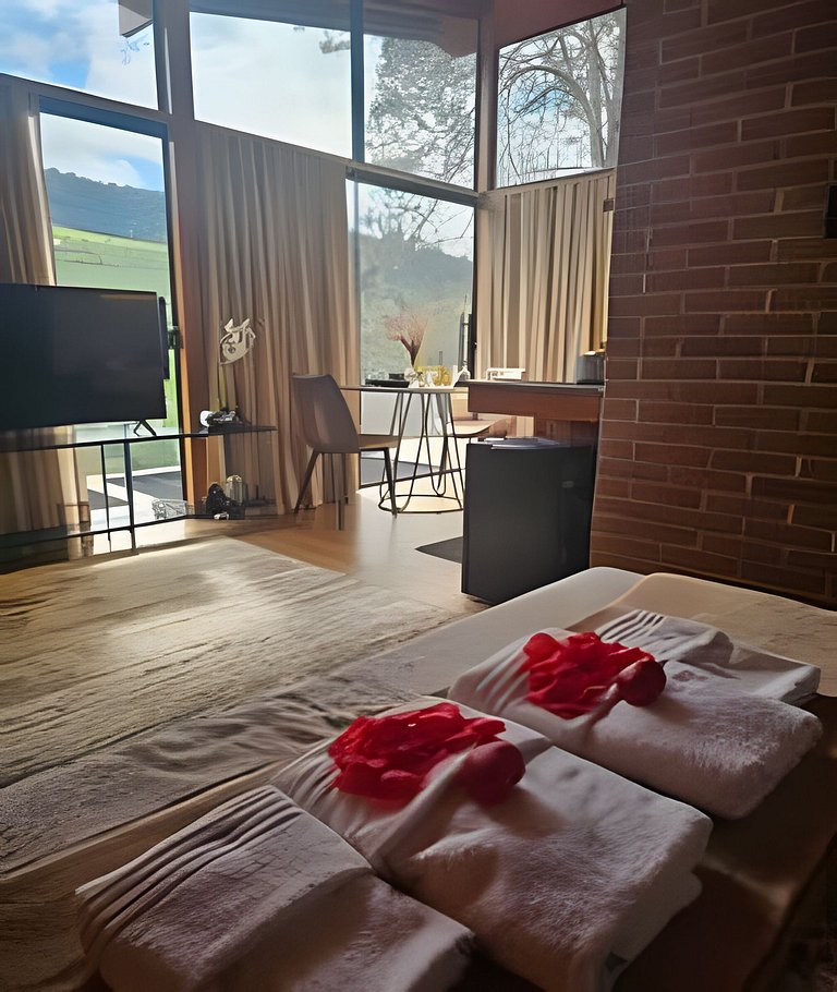 Cabana Romântica Manacá com Ofurô, Lareira e Rede