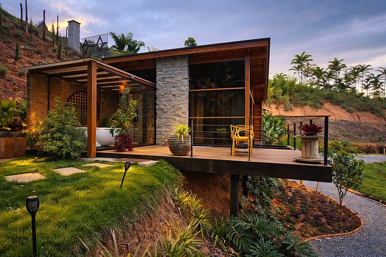 Cabana Romântica Manacá com Ofurô, Lareira e Rede