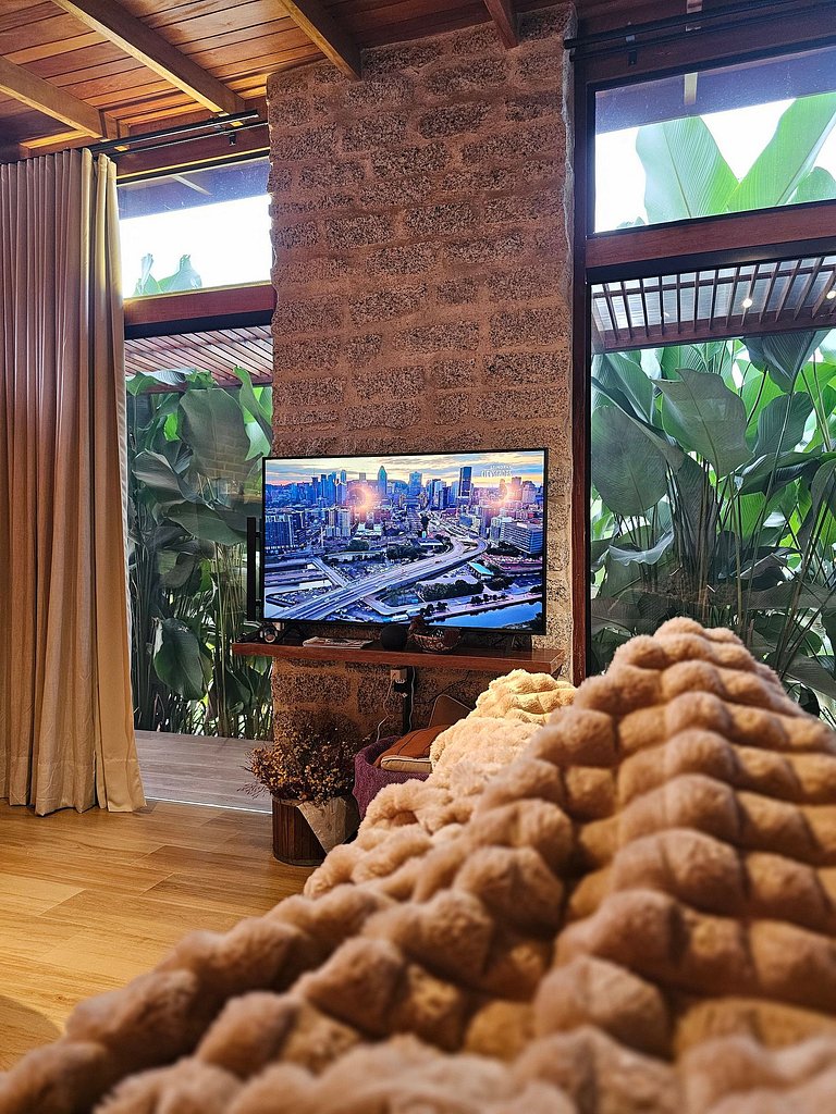 Cabana Romântica Maranta c Ofurô e Lareira externa