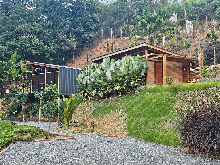 Cabana Romântica Maranta c Ofurô e Lareira externa