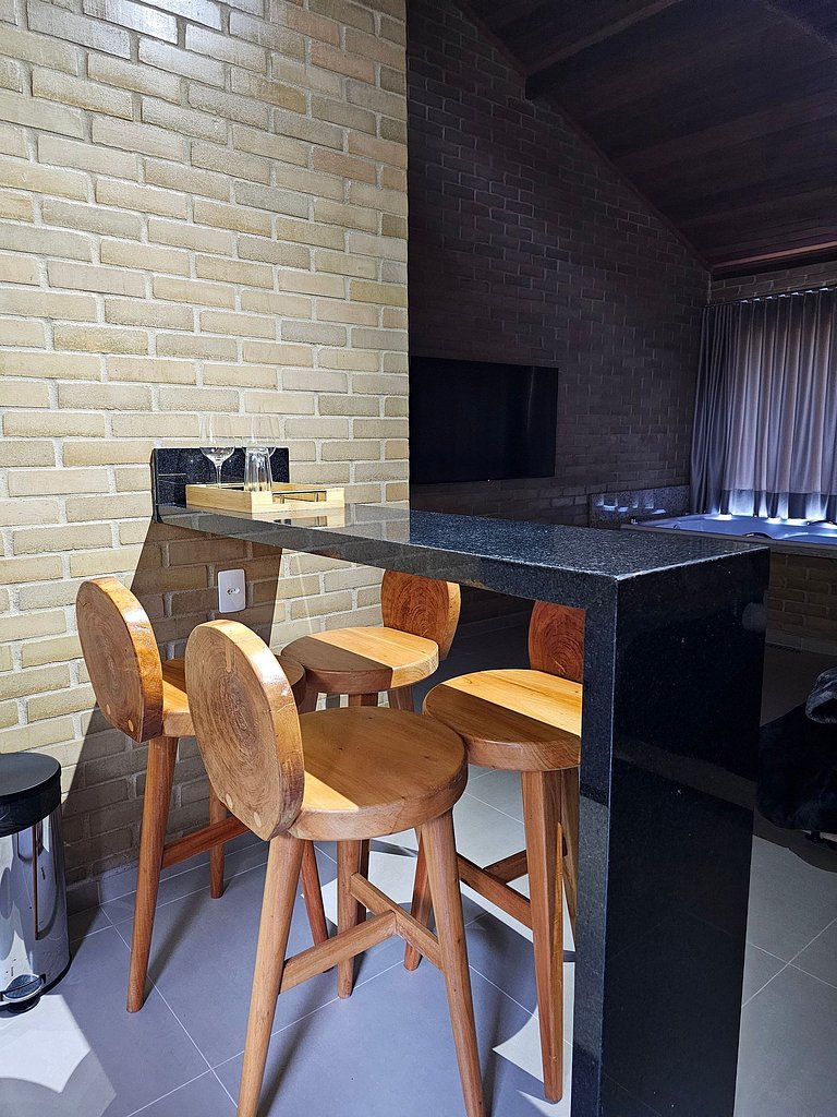 Santa Teresa - Chalé Sabiá com Hidro e Ar